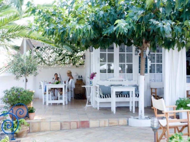 Koutouloufari Kreta, Koutouloufari: Hotel im Kykladenstil mit 13 Apartments, Pool, Garten und Café / Bar zu verkaufen Gewerbe kaufen
